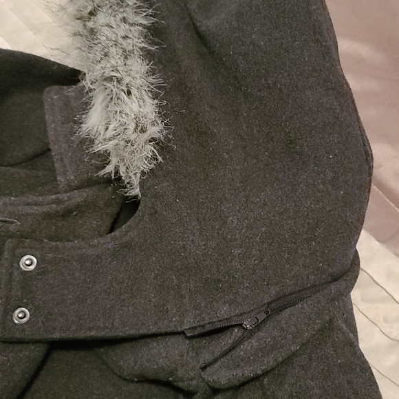 Winter coat - Picture 3 of 4